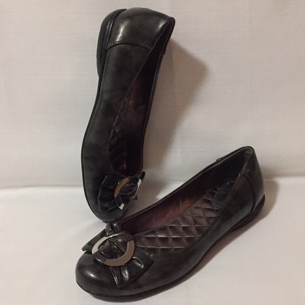 Rialto Womens Gray Flat Ballet Shiny Buckle Shoes 8